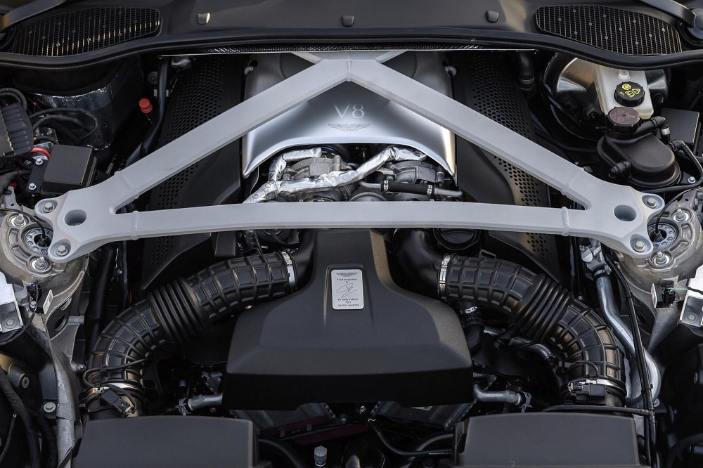 Aston Martin DB11 nu ook met Twin-Turbo V8 van AMG