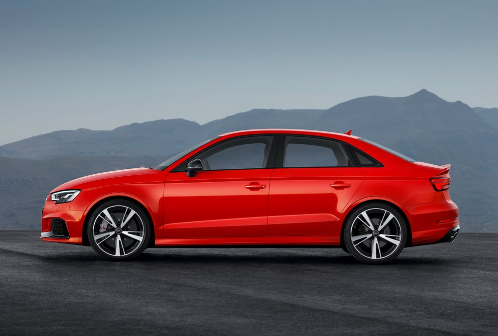 Audi geeft concurrentie het nakijken met 400 pk sterke RS3 Sedan