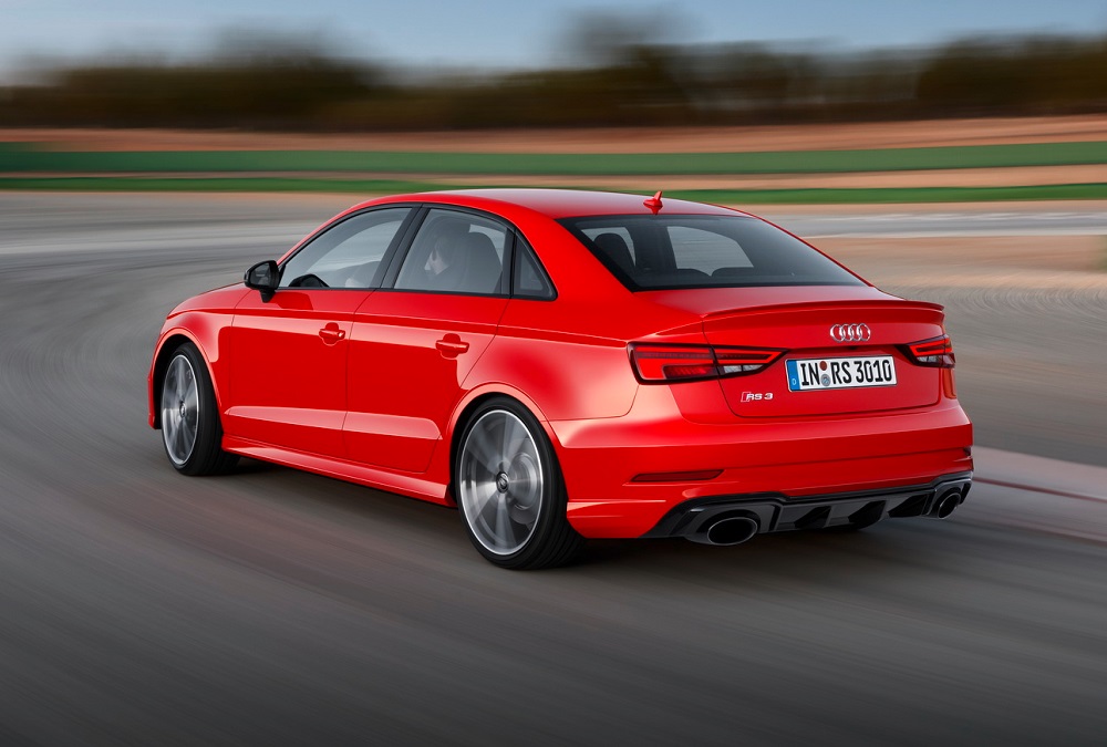 Audi geeft concurrentie het nakijken met 400 pk sterke RS3 Sedan