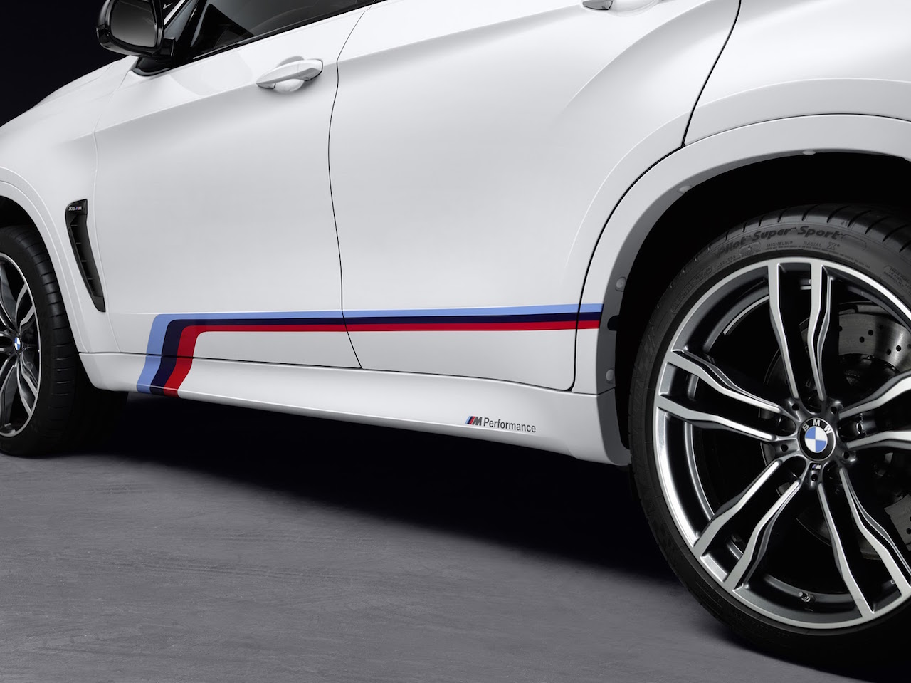 Ook BMW X6 M ontkomt niet aan M Performance goodies