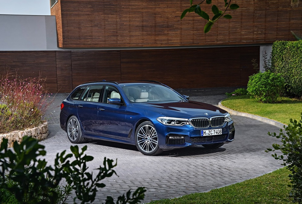 BMW haalt doek van nieuwe 5 Reeks Touring