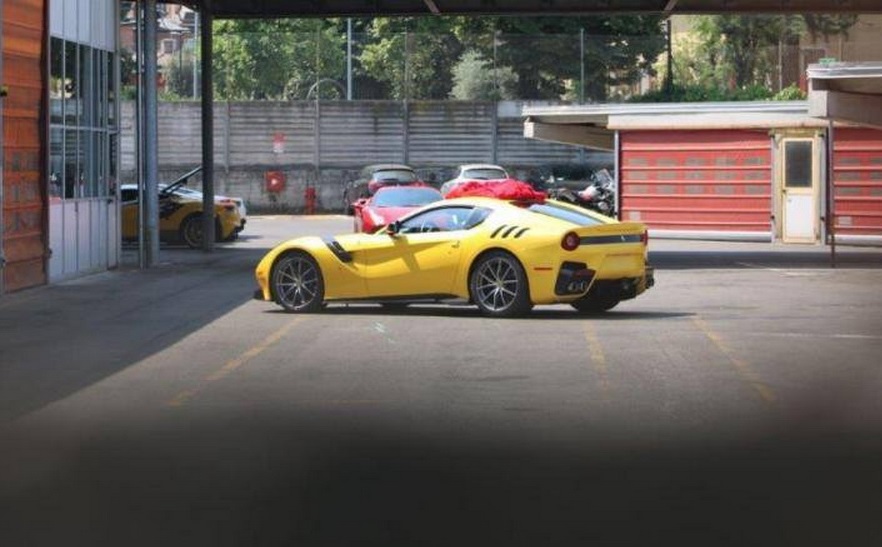 Ferrari F12 GTO ongecamoufleerd gespot