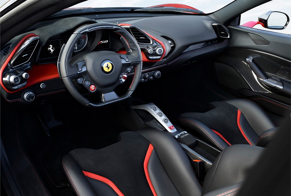 Ferrari verrast in Japan met gelimiteerde J50