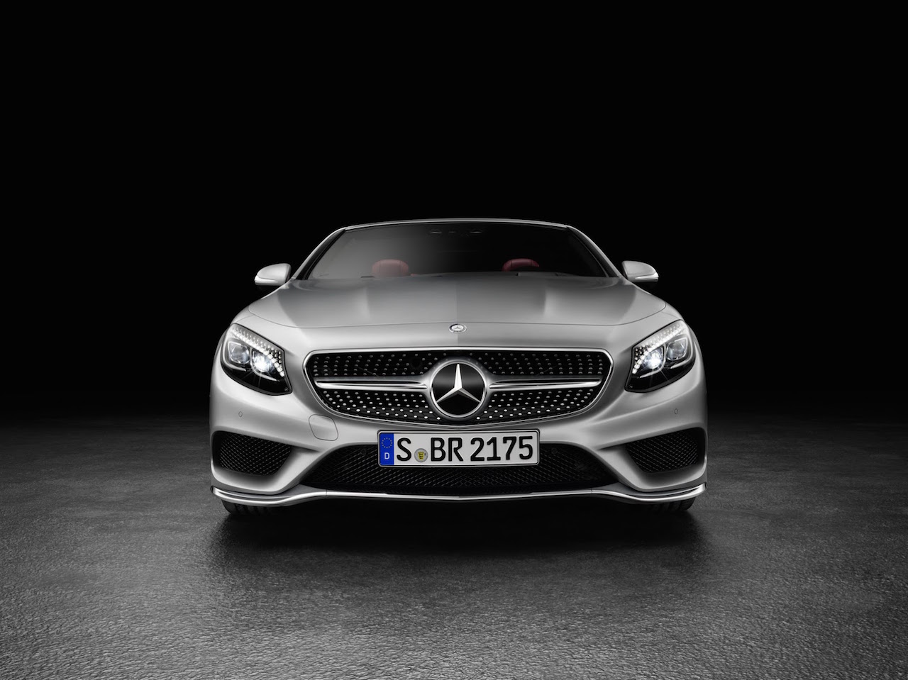 Mercedes stelt langverwachte S-Klasse en S63 AMG Cabrio voor