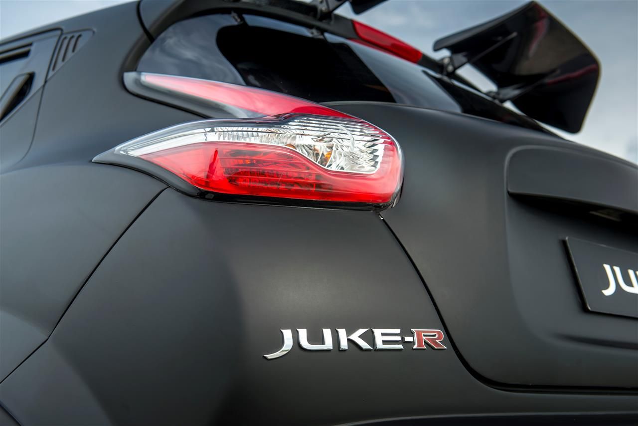Hier is de Nissan Juke-R 2.0 met 600 pk