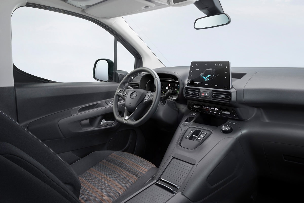 Opel Combo Life 2024 50 kWh 136 pk automaat FWD