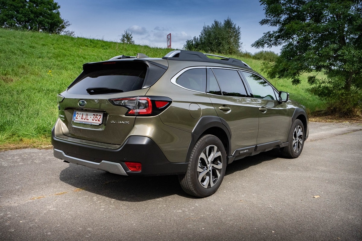 Rijtest Subaru Outback Premium (2021)