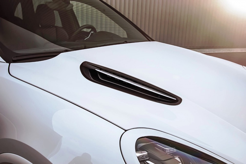 TechArt bouwt Porsche Cayenne Turbo om tot Magnum met 700 pk