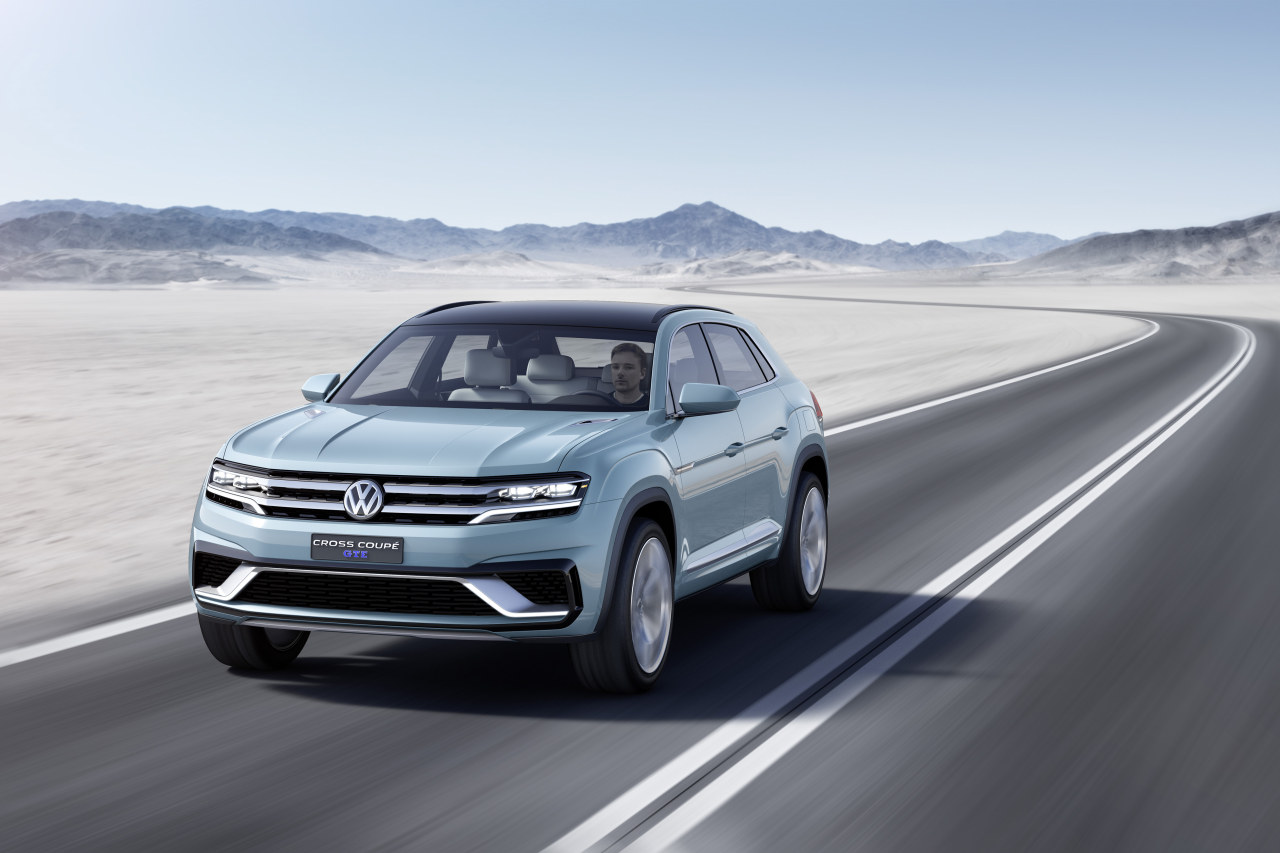 Volkswagen stelt Cross Coupe GTE voor in Detroit