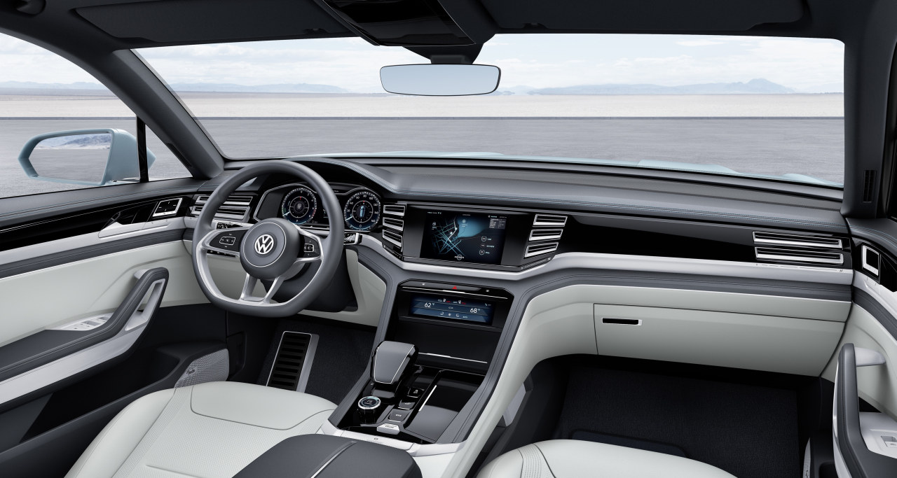 Volkswagen stelt Cross Coupe GTE voor in Detroit