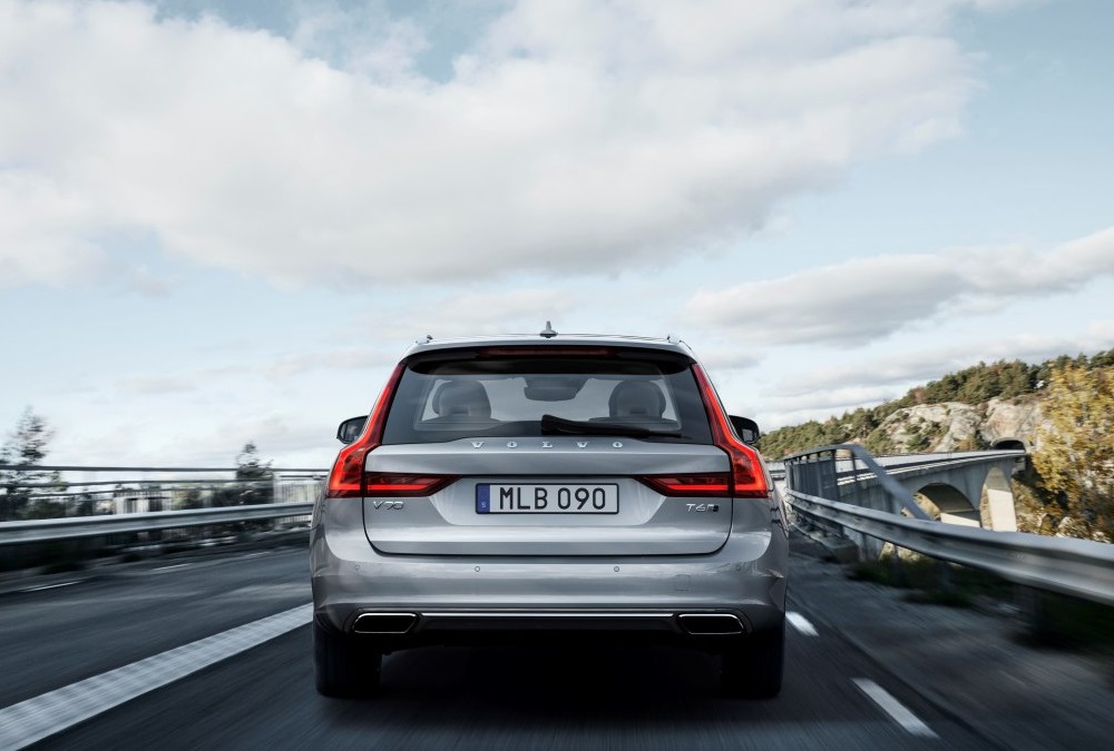 Volvo stelt nieuwe V90 officieel voor