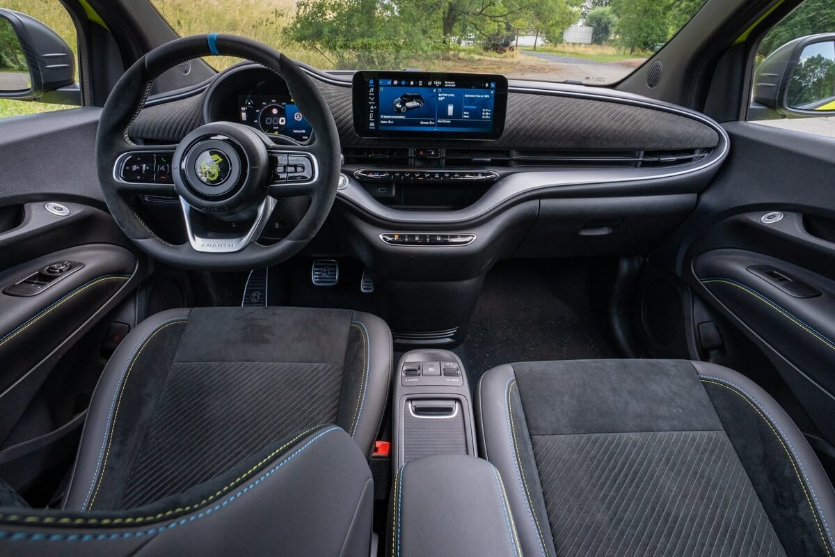 Abarth 500 Cabrio (2023)