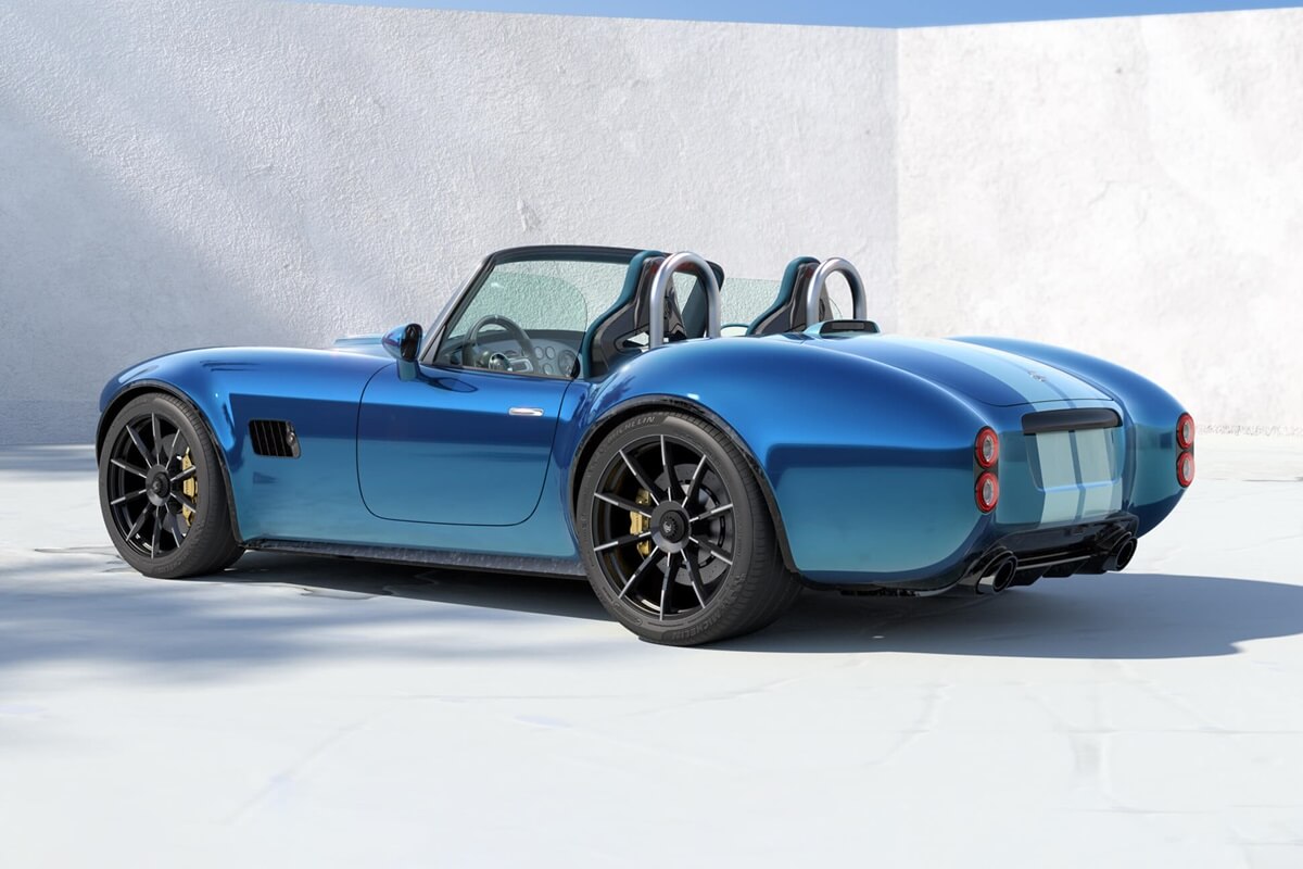 AC Cobra GT Roadster Supercharged 663 pk handgeschakeld RWD 2025