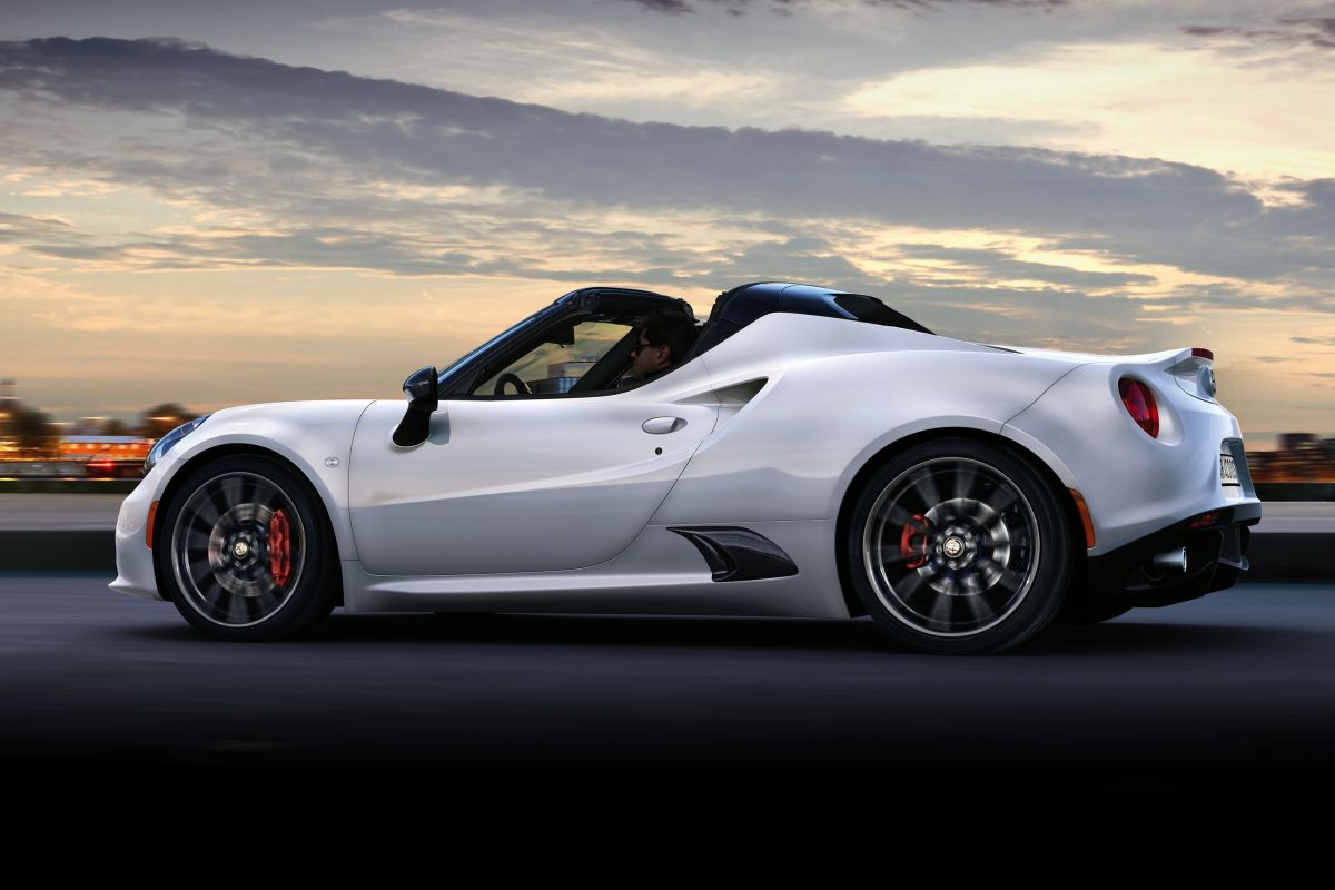 Heerlijke fotospecial van Alfa Romeo 4C Spider