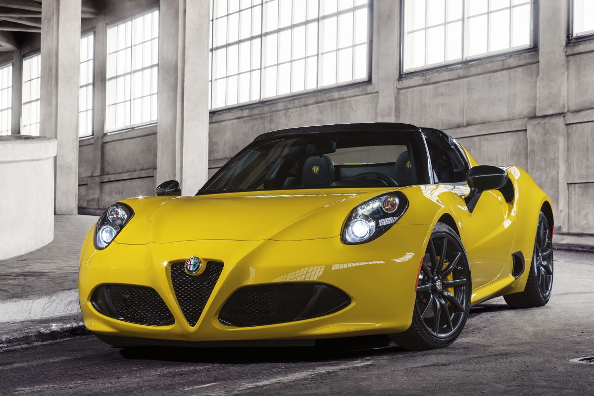 Heerlijke fotospecial van Alfa Romeo 4C Spider