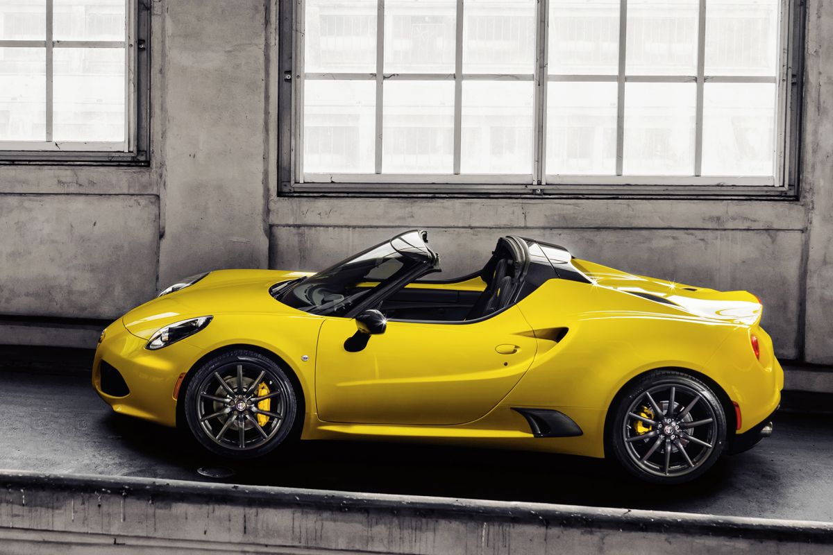 Heerlijke fotospecial van Alfa Romeo 4C Spider