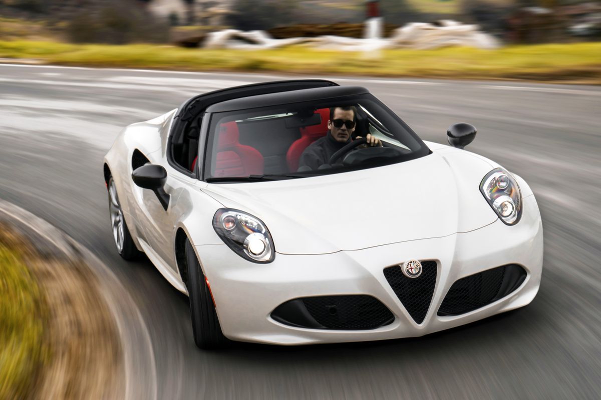 Heerlijke fotospecial van Alfa Romeo 4C Spider