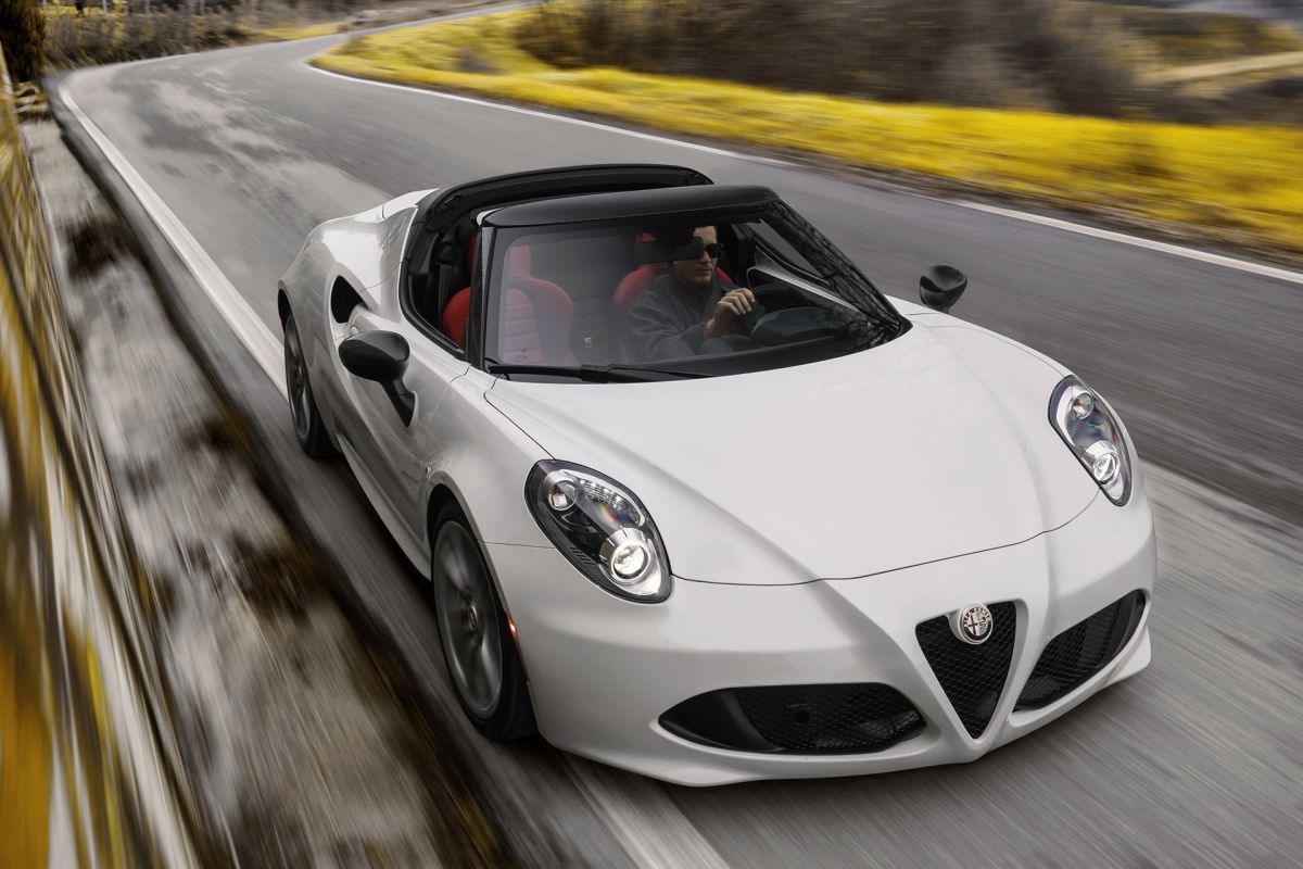 Heerlijke fotospecial van Alfa Romeo 4C Spider