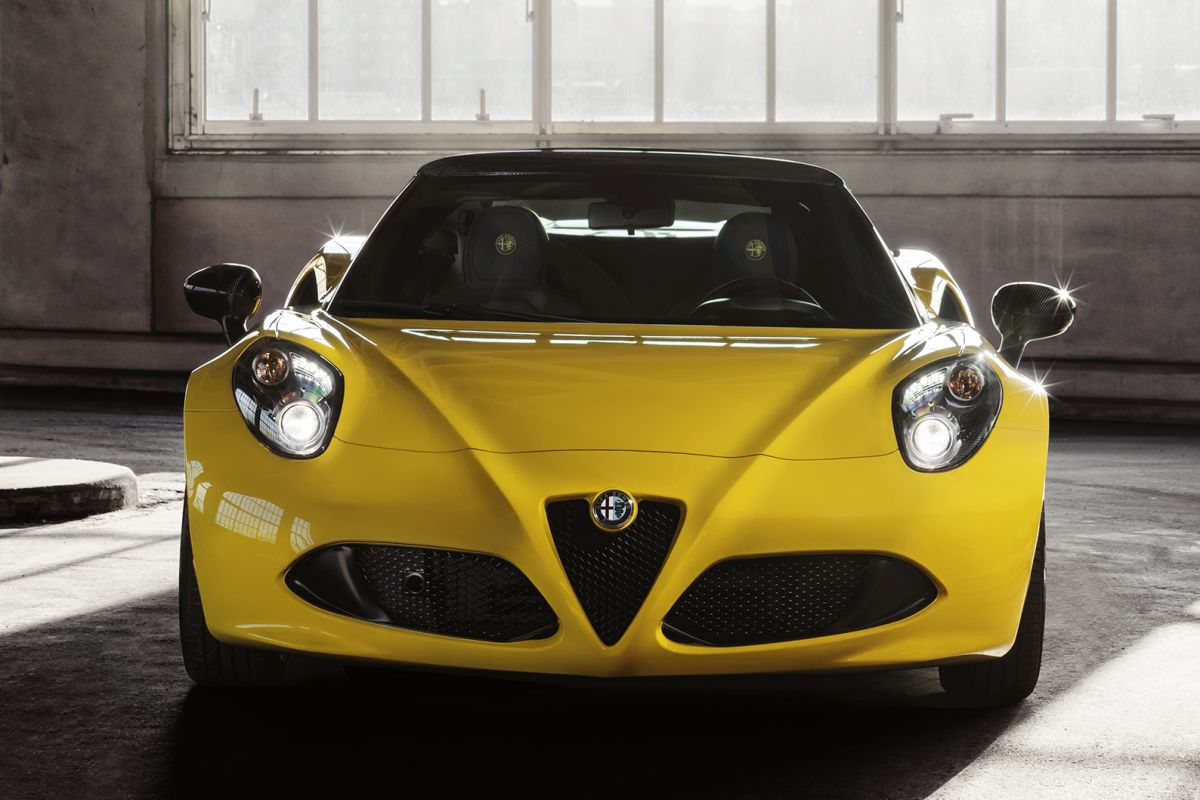 Heerlijke fotospecial van Alfa Romeo 4C Spider