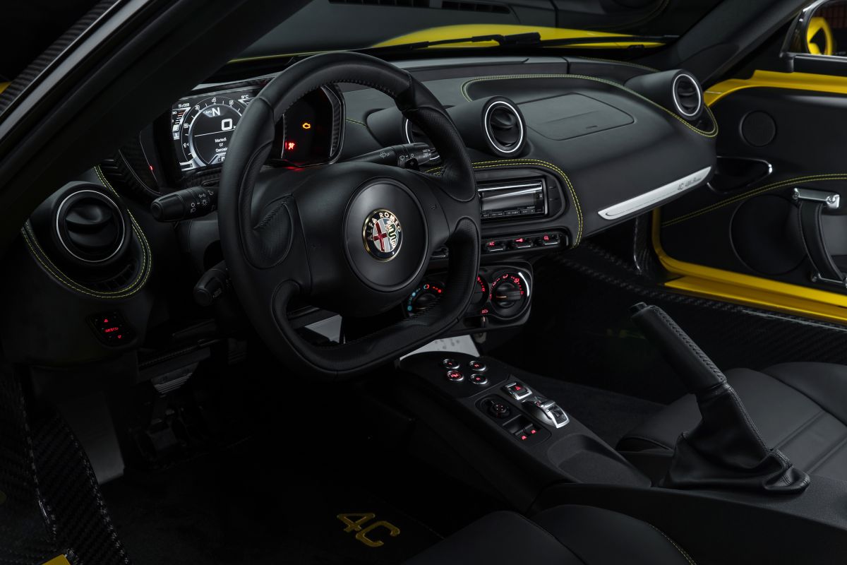 Heerlijke fotospecial van Alfa Romeo 4C Spider