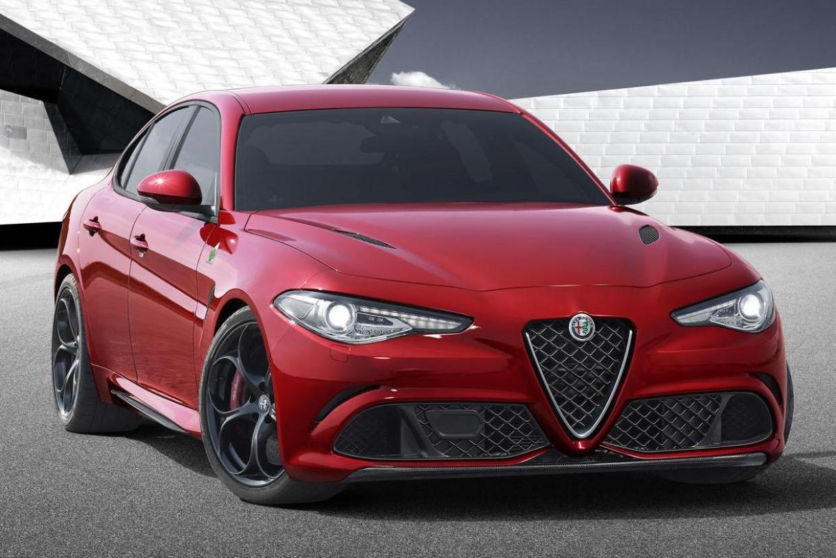 Langverwachte Alfa Romeo Giulia officieel voorgesteld