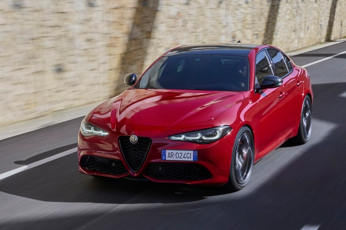 Alfa Romeo Giulia Tributo Italiano 2025