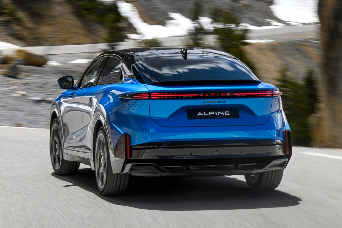 Alpine A390 2025