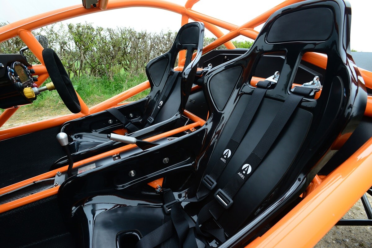 Ariel Nomad 2.4 K24 Honda i-VTEC 238 PS manual  (2015-2024)