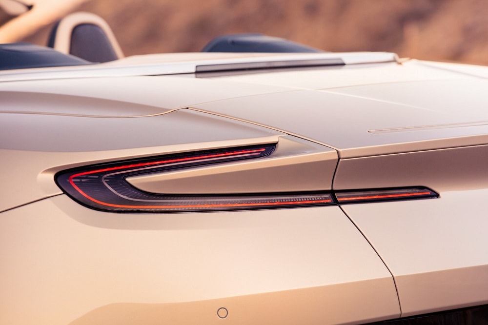 Aston Martin DB11 Volante is officieel