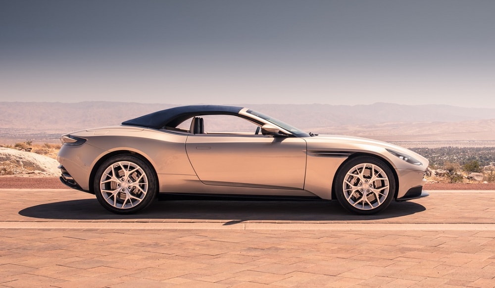 Aston Martin DB11 Volante is officieel