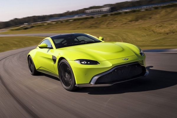 Nieuwe Aston Martin Vantage voorgesteld