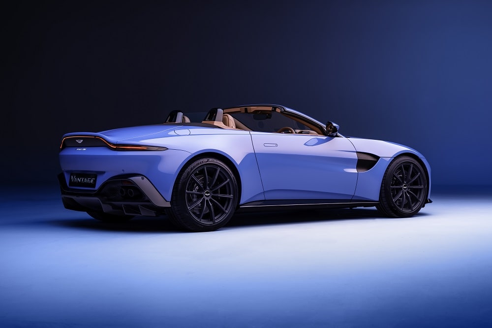 Fiche technique Aston Martin Vantage Roadster 2024 4.0 twinturbo V8