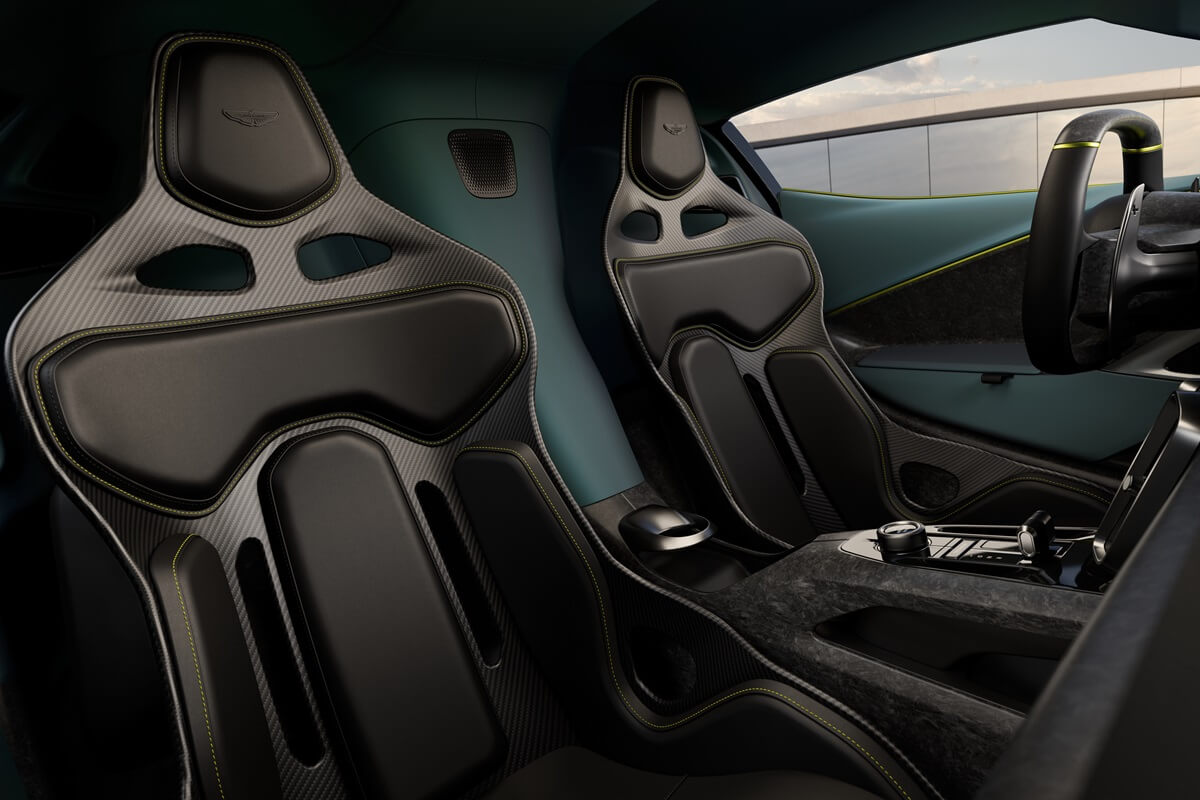 Aston Martin Valhalla 2025 intérieur