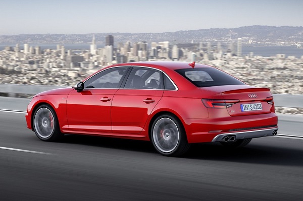 Nieuwe Audi S4 is officieel