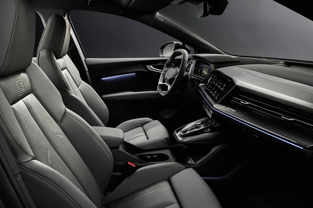 Interieur Audi Q4 e-tron 2024 45 quattro 265 pk automaat AWD