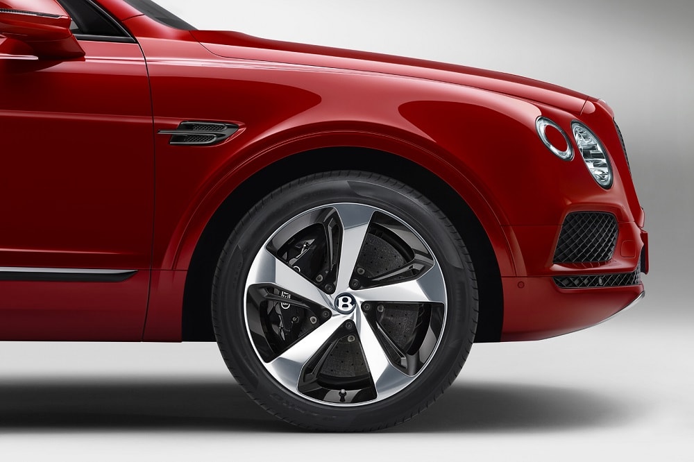 Bentley Bentayga V8 is officieel