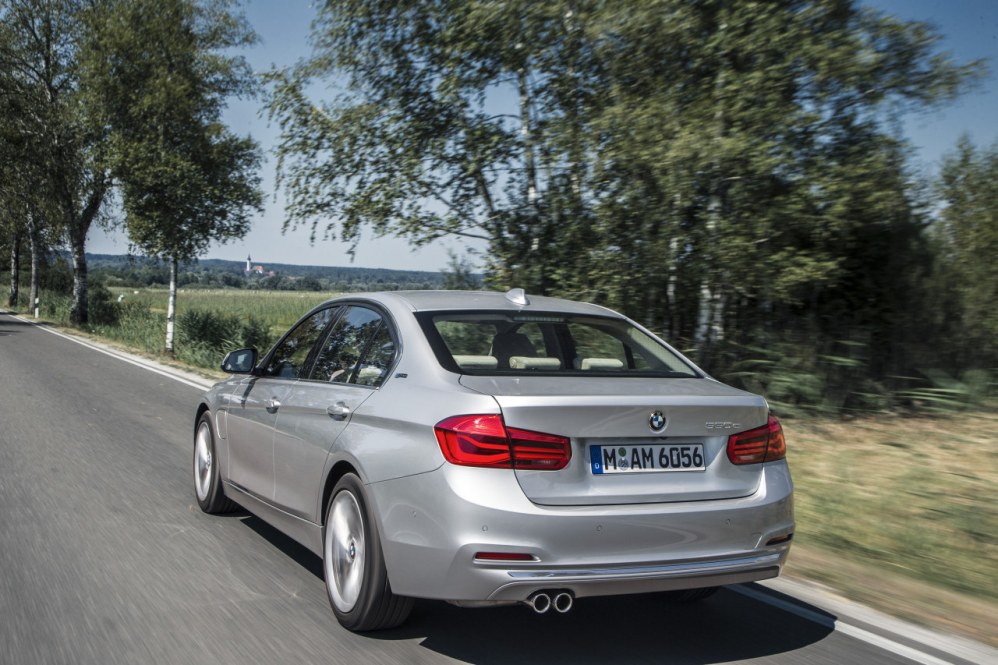 BMW lanceert plug-in hybride op basis van 3 Reeks