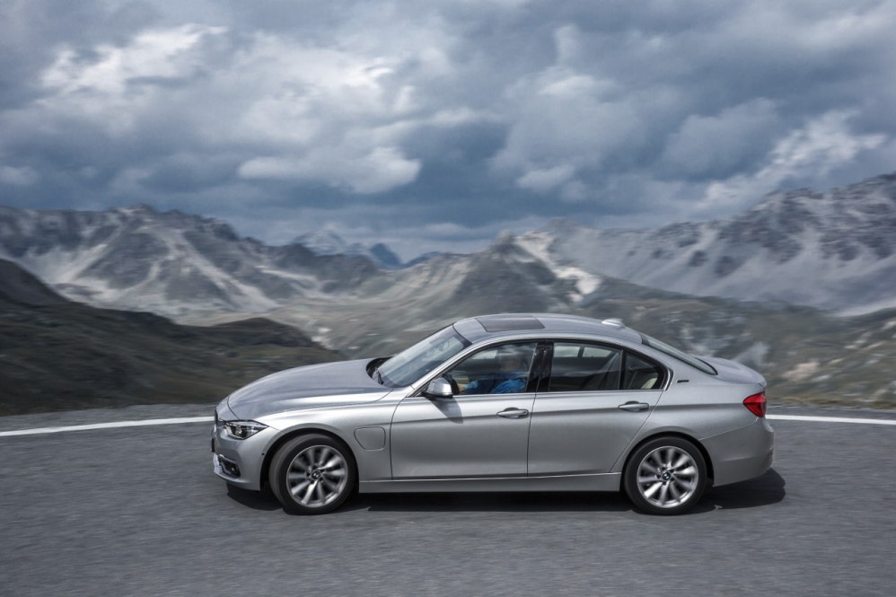 BMW lanceert plug-in hybride op basis van 3 Reeks