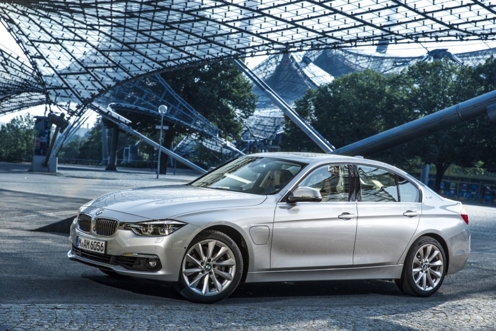 BMW lanceert plug-in hybride op basis van 3 Reeks