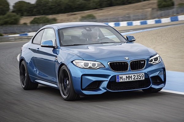 BMW stelt M2 Coupé officieel voor