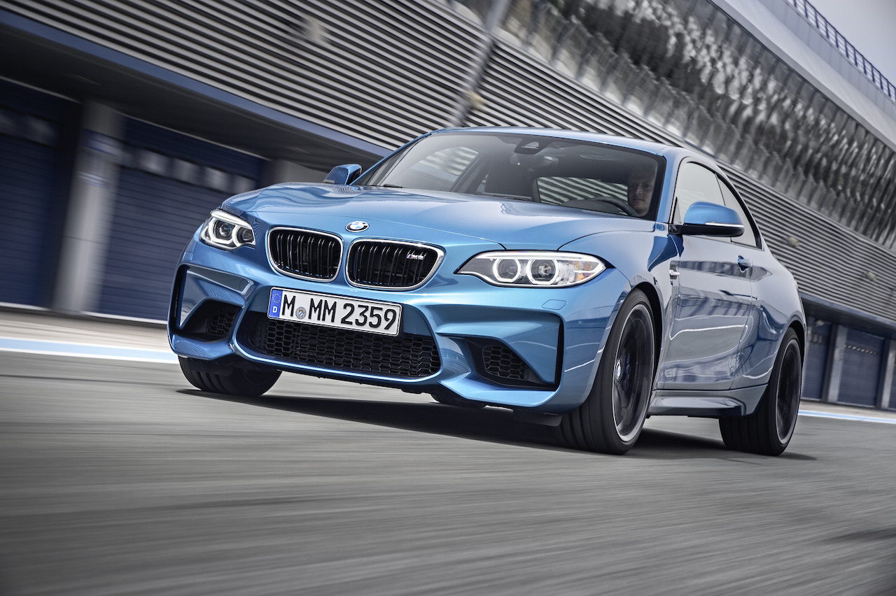 BMW stelt M2 Coupé officieel voor