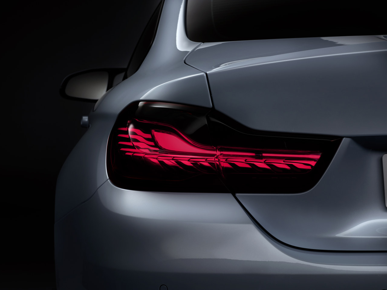 BMW zet in op lasertechnologie met M4 Concept Iconic Lights