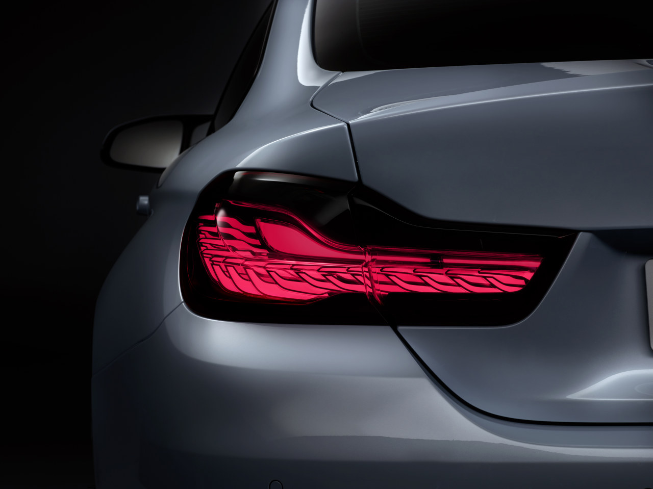 BMW zet in op lasertechnologie met M4 Concept Iconic Lights