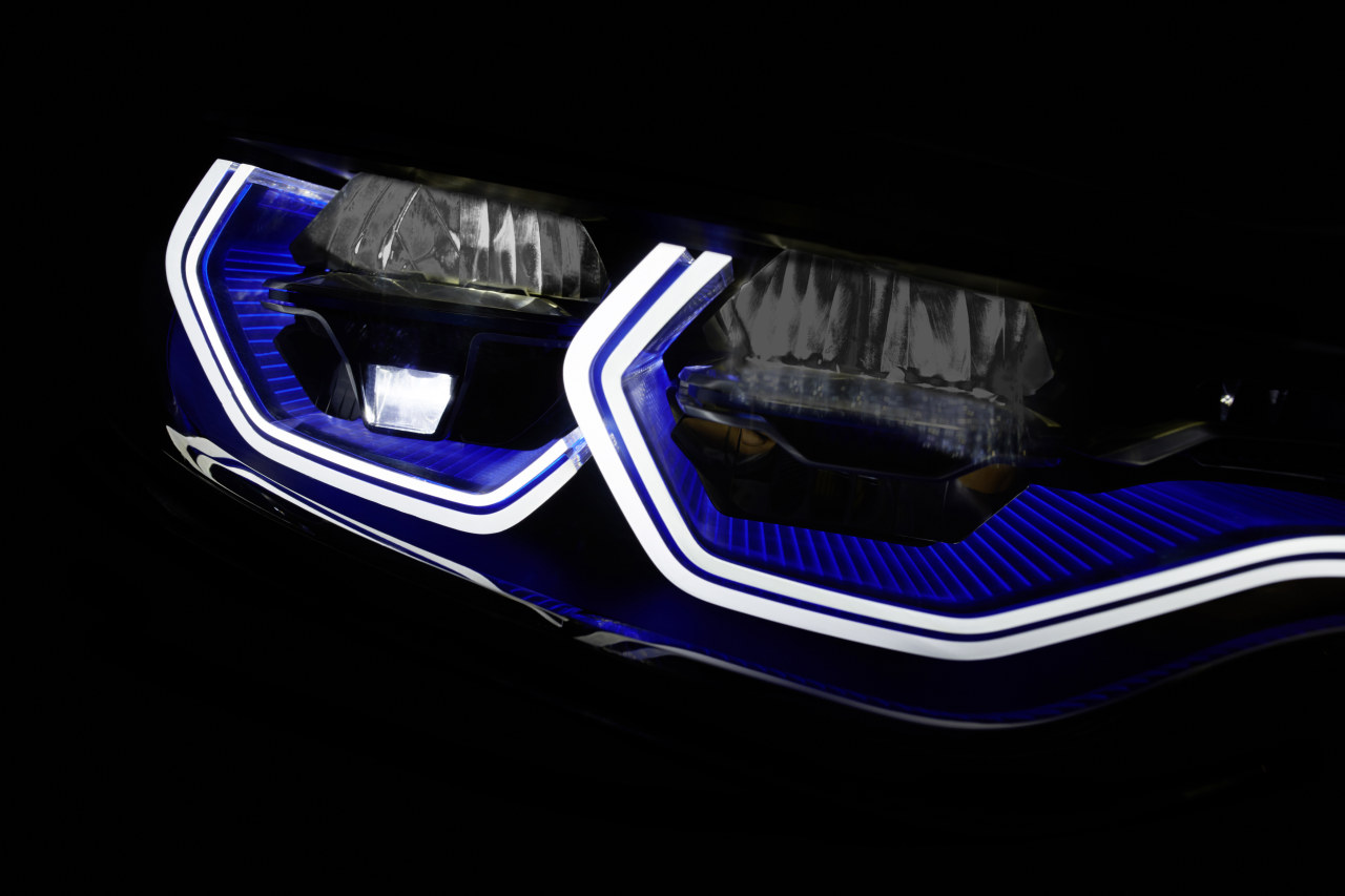 BMW zet in op lasertechnologie met M4 Concept Iconic Lights