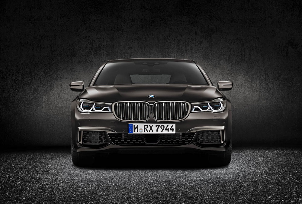 BMW M760Li xDrive: terugkeer van de V12