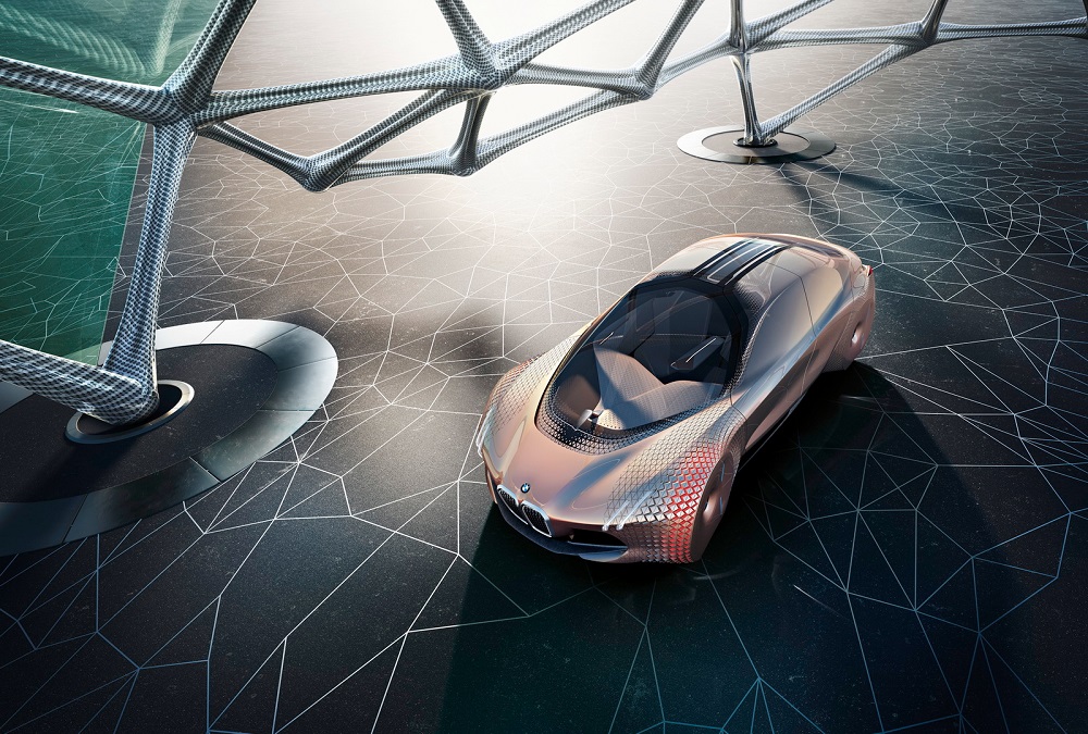 BMW viert honderdjarig bestaan met Vision Next 100 Concept