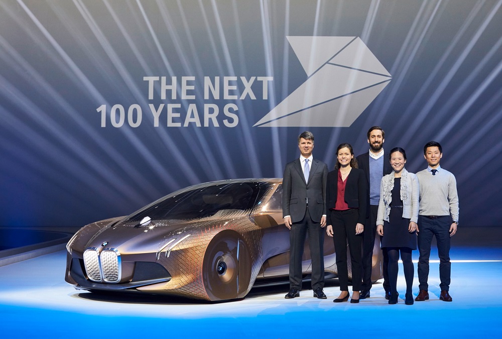 BMW viert honderdjarig bestaan met Vision Next 100 Concept