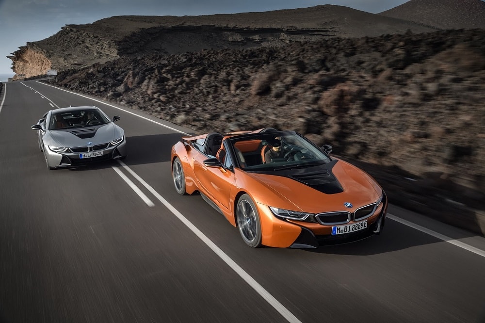 BMW toont nieuwe i8 Roadster en opgefriste i8 Coupé