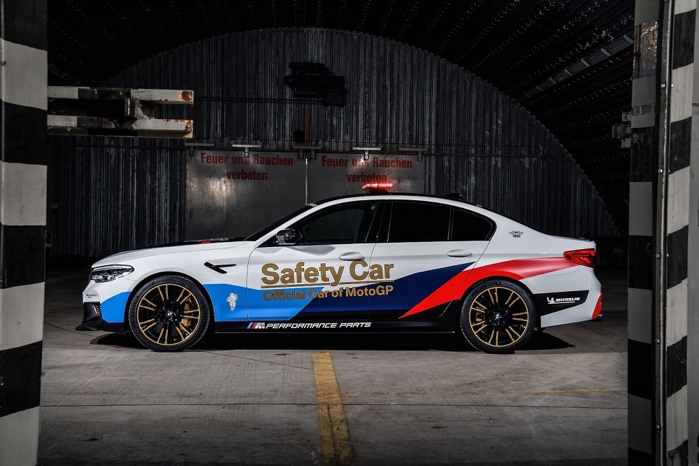 BMW stelt nieuwe M5 MotoGP Safety Car voor