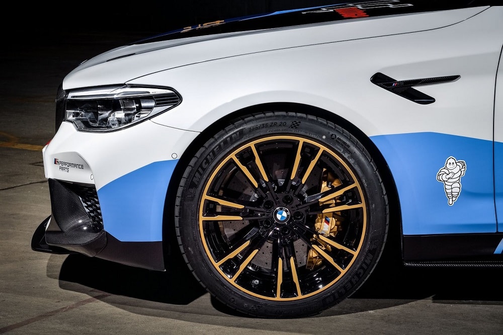 BMW stelt nieuwe M5 MotoGP Safety Car voor